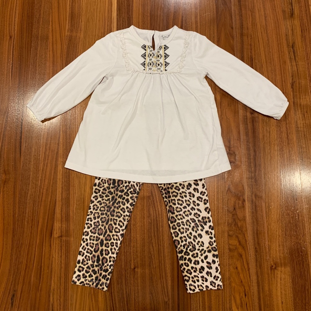 Jessica Simpson Set